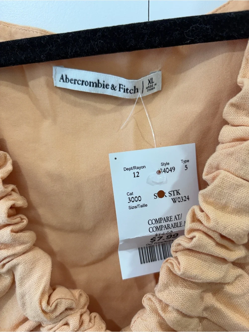 Abercrombie & Fitch Peach Tie-Front Cropped Camisole - Picture 3 of 3